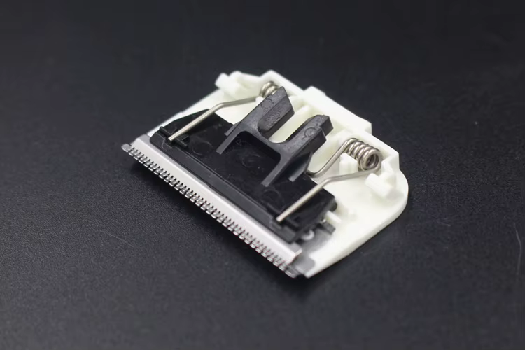 Lame de rasoir de rechange pour tondeuse à cheveux Er9500, adaptée à Panasonic ER-GK60 ER-GK70 ER-GD