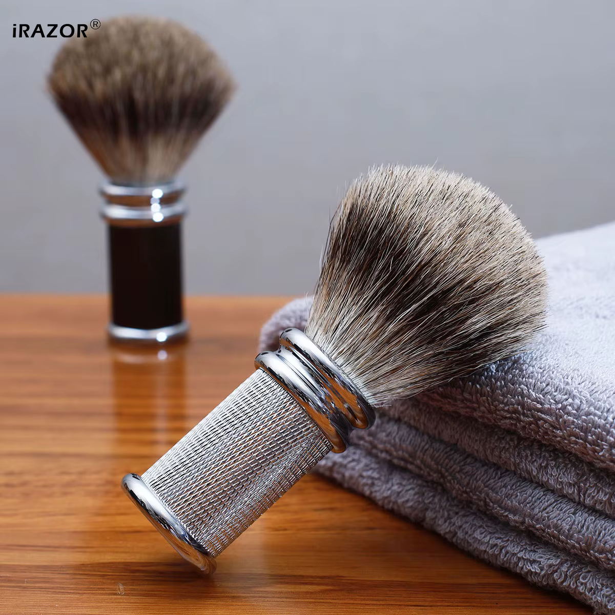 Brosse de rasage professionnelle pour hommes, avec diamants antidérapants, poignée en métal, barbier