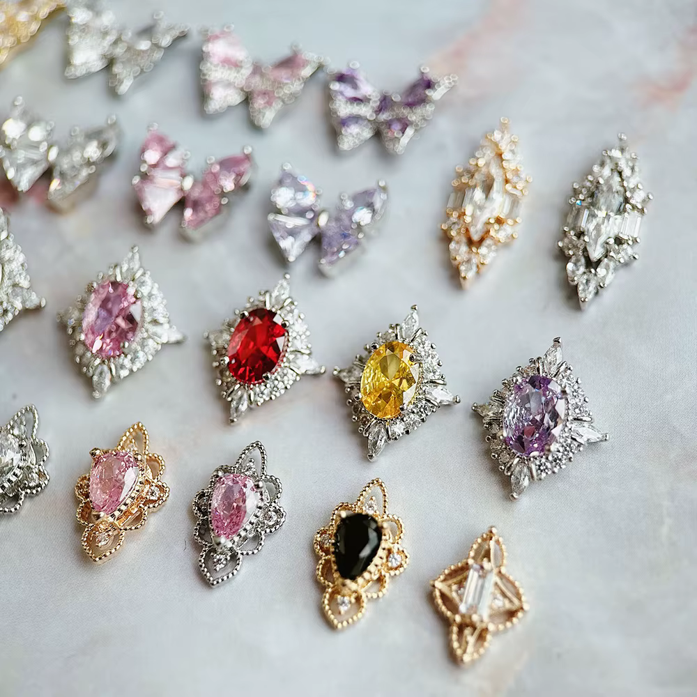 10 pièces/lot palais rétro dentelle papillon fleur Zircon alliage Nail Art cristal manucure ongles a