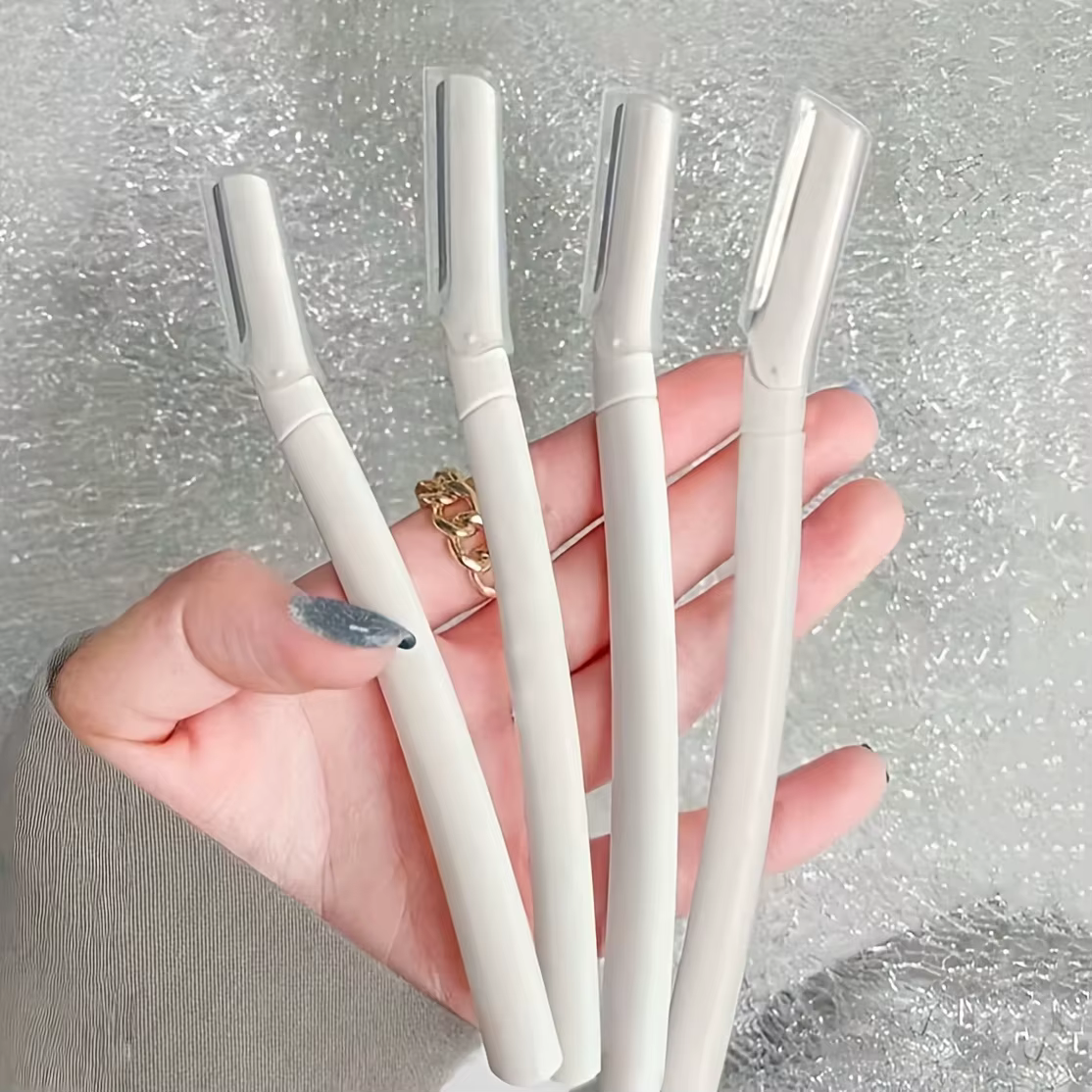 Ensemble tondeuse à sourcils et rasoir de sécurité 4 pièces – Outil de dérmaplanage à long manche po