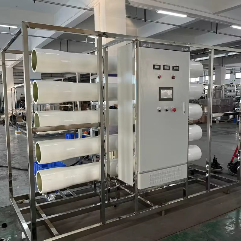 Système de traitement d'eau RO sur châssis sur mesure de grande taille, équipement de purification d