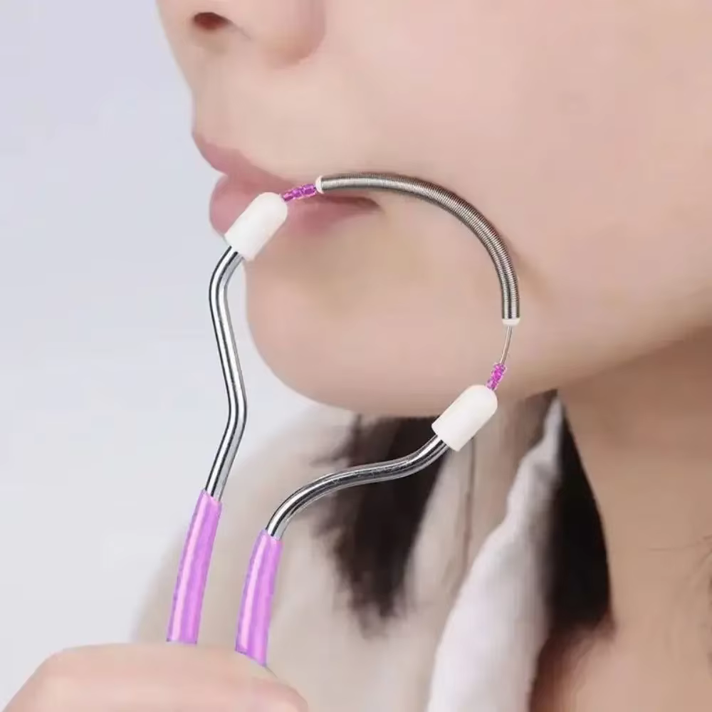 Épilateur facial pour femmes. Élimine les poils indésirables sur le dessus des lèvres, le menton, le