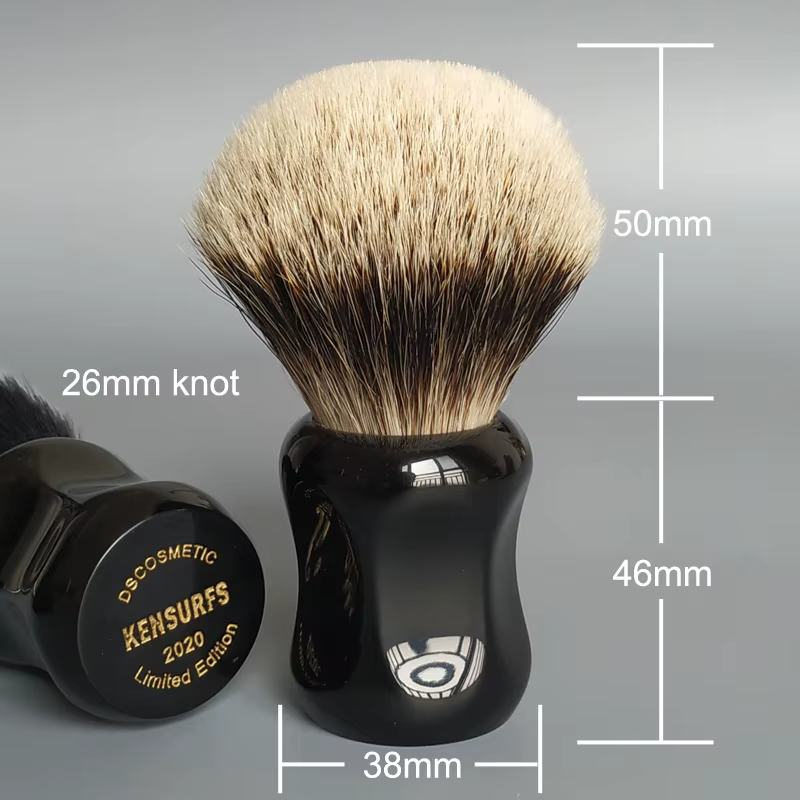 Dscosmetic Brosse à raser en poils de blaireau à deux bandes de 26 mm avec manche en résine noire