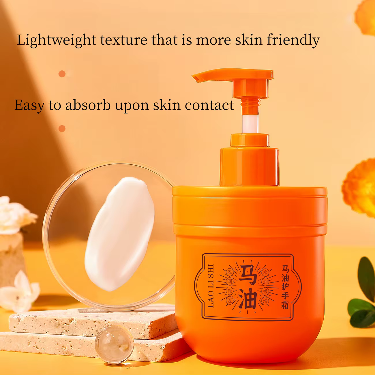 Crème pour les mains à l'huile de cheval, texture légère et crémeuse, facile à appliquer et à absorber, procure une sensation hydratante et confortable sur la peau, non grasse, contient des ingrédient