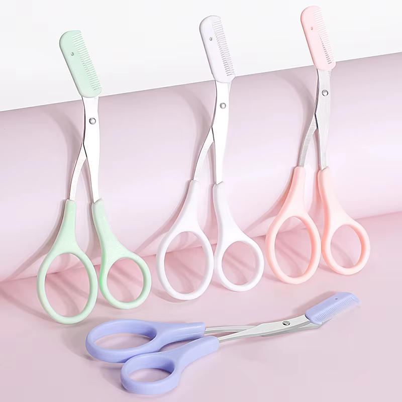 Ciseaux de précision pour sourcils