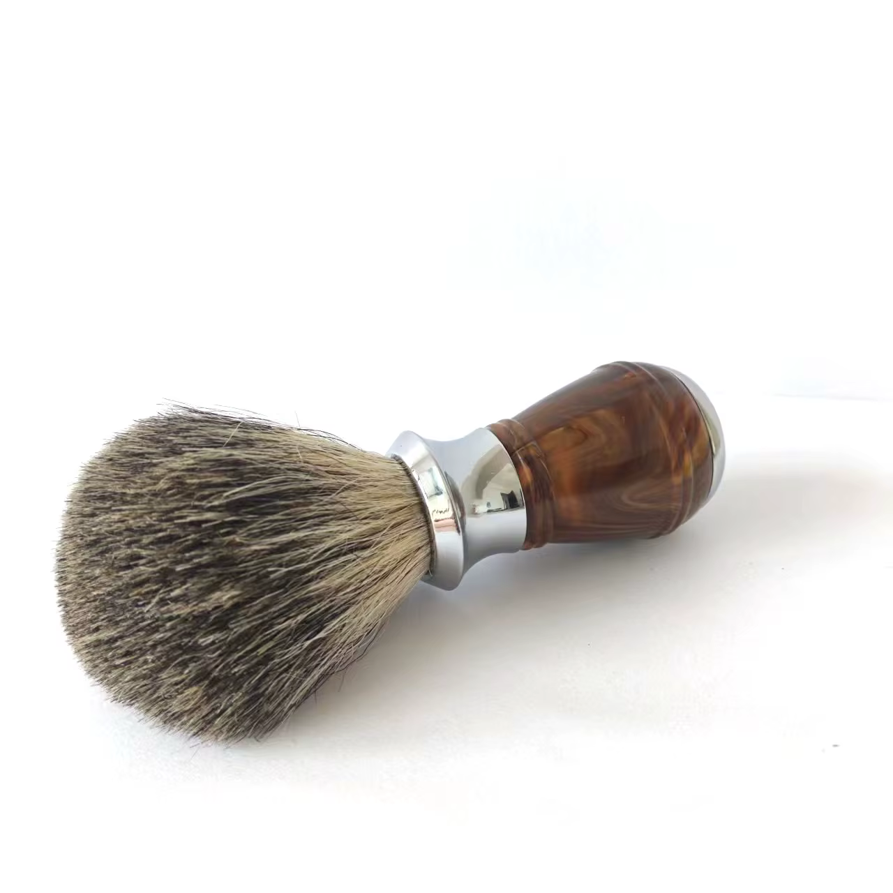 Brosse de rasage en laine mélangée en poils de blaireau - avec manche en alliage acrylique/zinc