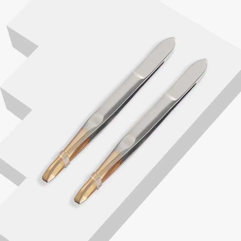 Pince à épiler pour sourcils