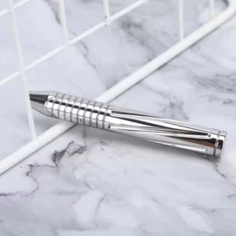Nouveauté 2026 ! Rasoir de sécurité YAQI BULLET en acier inoxydable poli et laiton pour homme