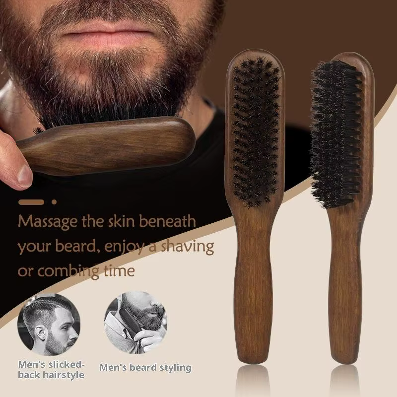 Brosse à barbe en poils de sanglier avec manche en bois