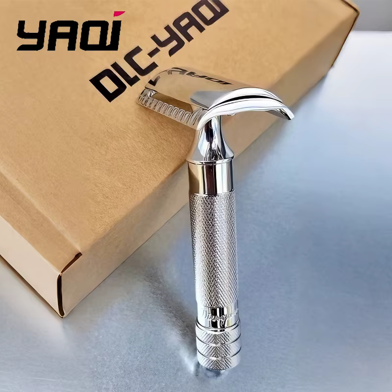 Rasoir de sécurité Yaqi 2026 à lame diagonale en acier inoxydable, léger et portable, avec une marge de lame de 0,35 mm pour une expérience de rasage en douceur