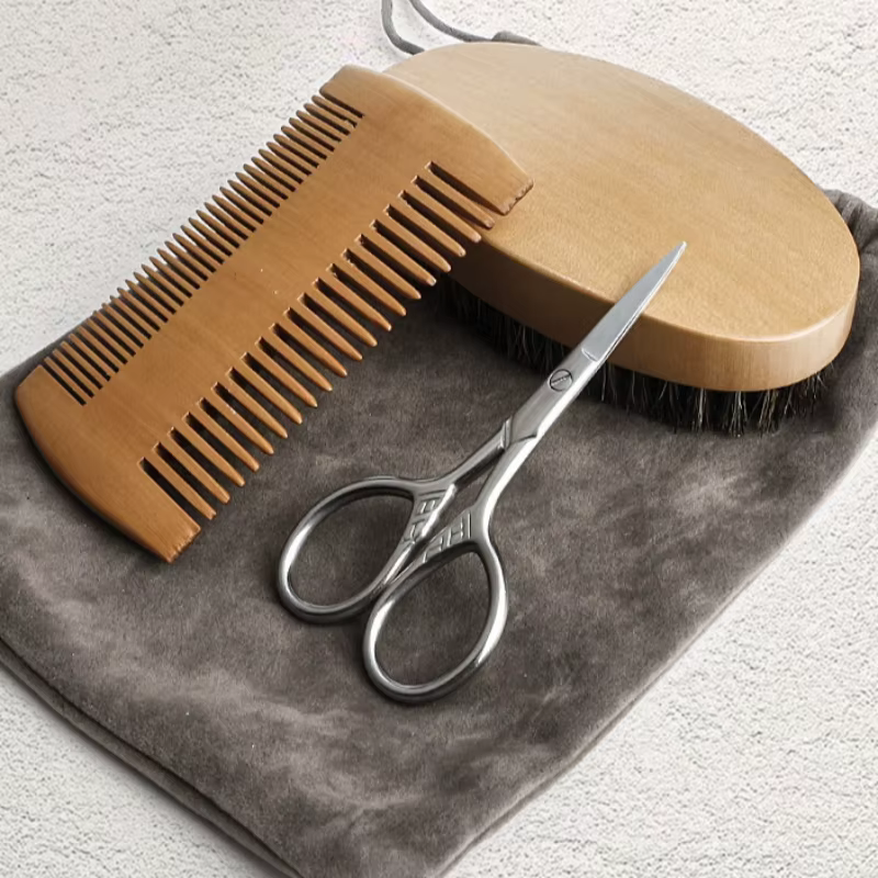 Ensemble professionnel de brosse et peigne à barbe en bois pour hommes, outil de soin de la moustache, poils de sanglier naturels pour peigner les barbes, cadeau