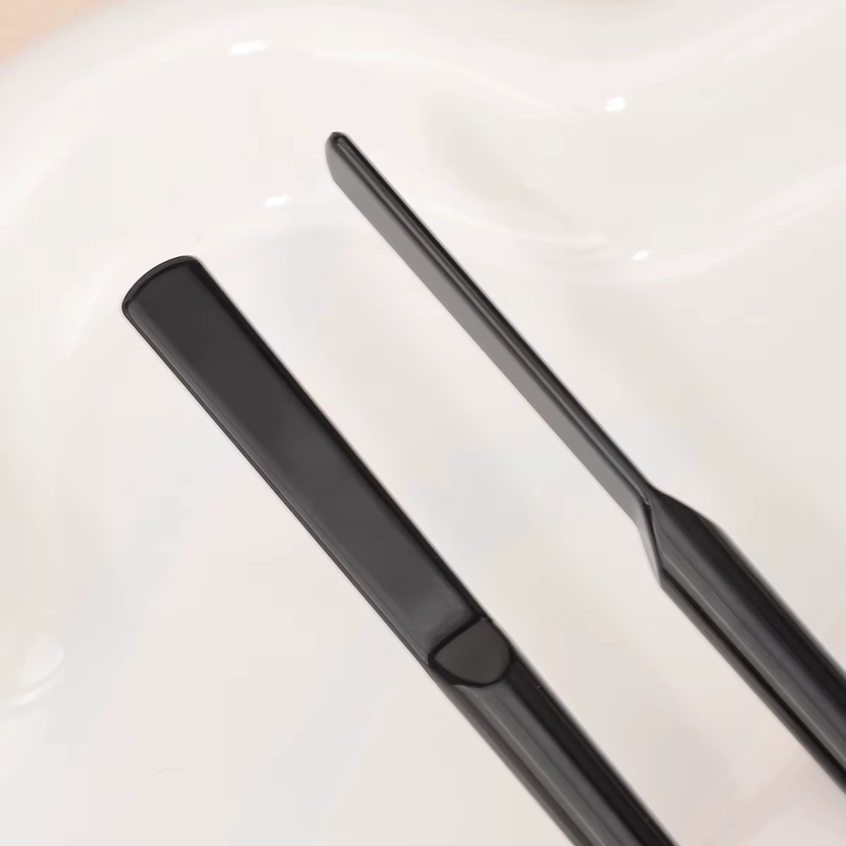 Applicateur de lifting des sourcils