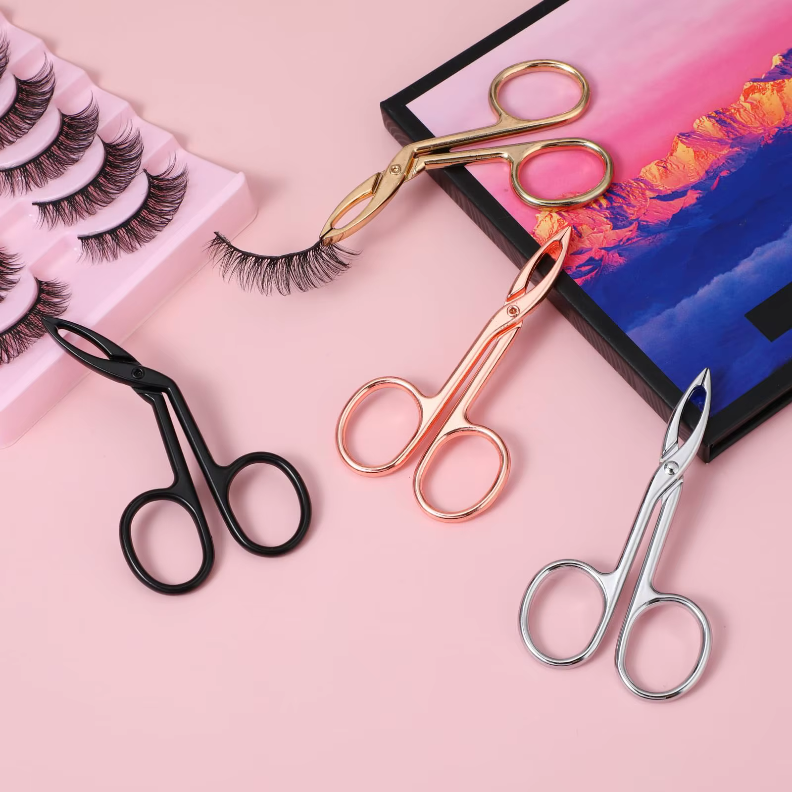 Pince à épiler pour les sourcils