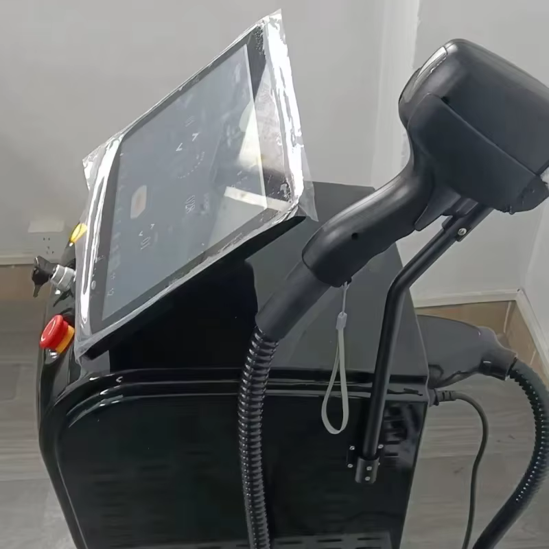 Machine d'épilation au laser diode Soprano Titanium professionnelle portable 6000w