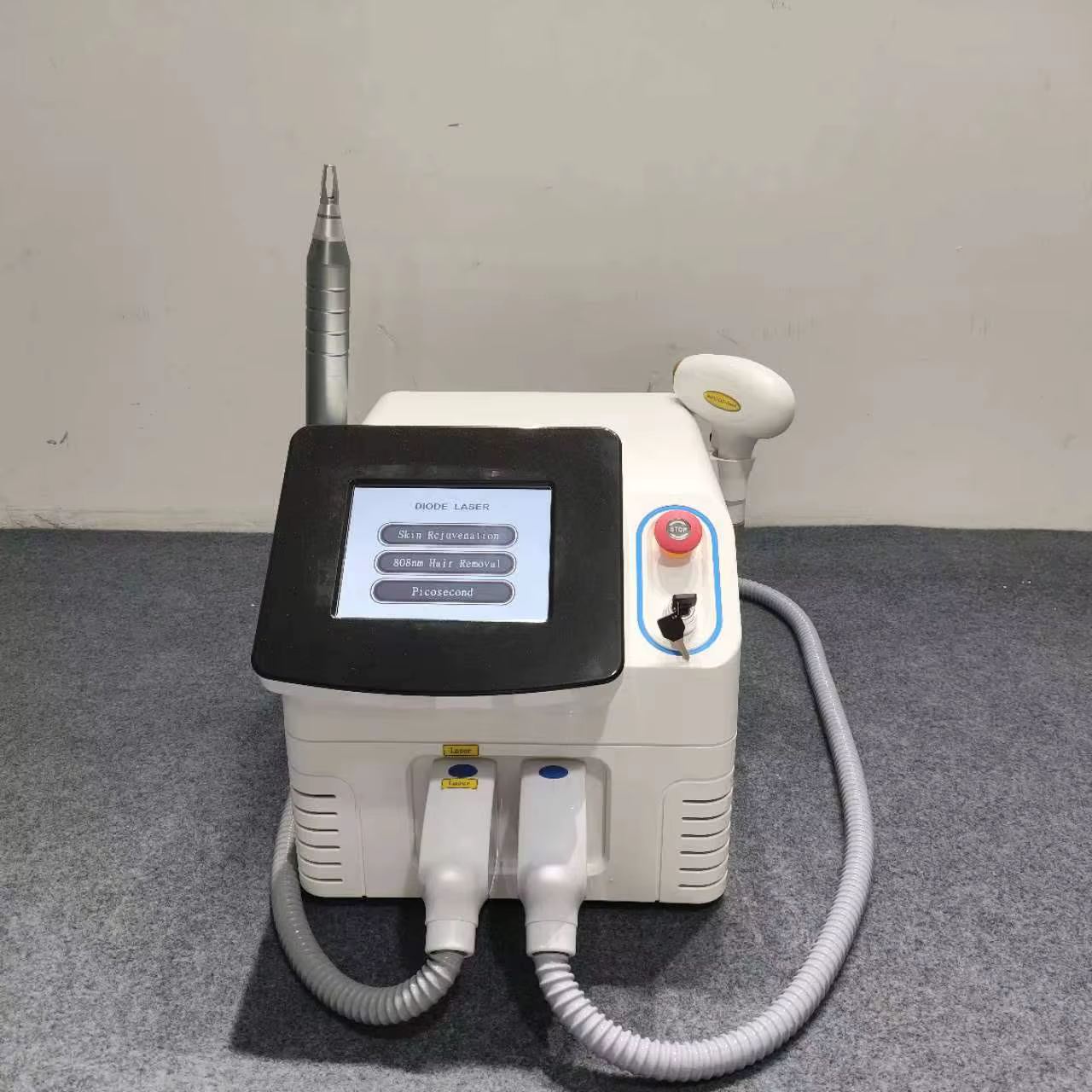 Nouvelle machine 2-en-1 2026 au prix d'usine : Épilation laser diode 808nm et élimination des pigments