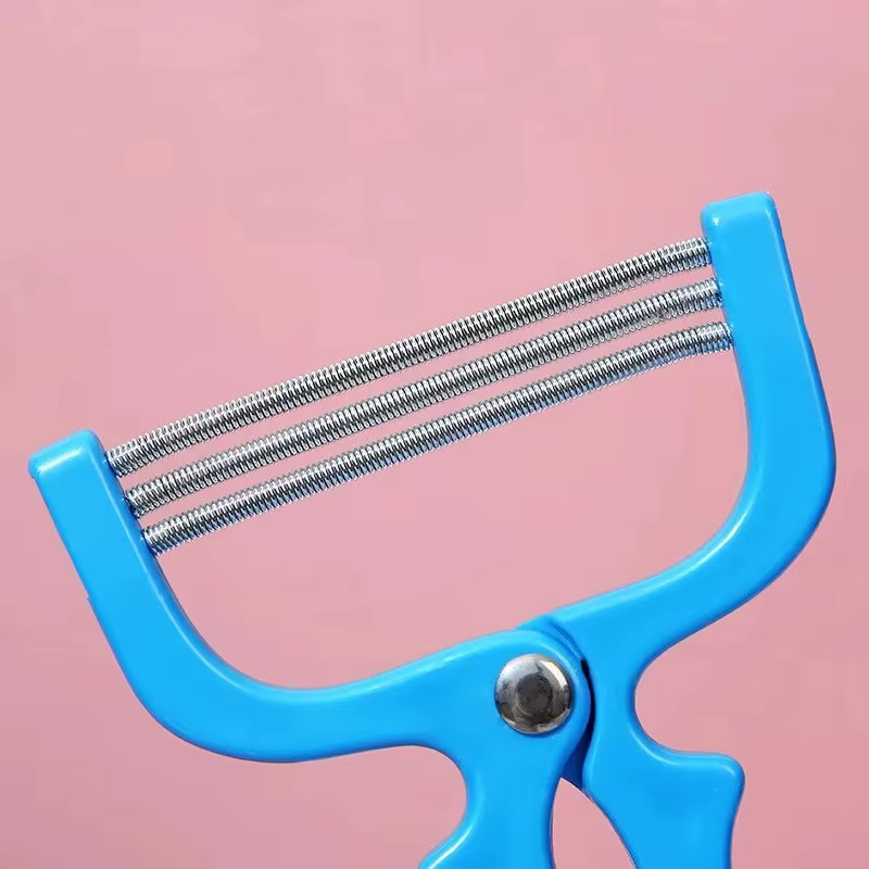 Appareil d'épilation du visage pour une peau lisse