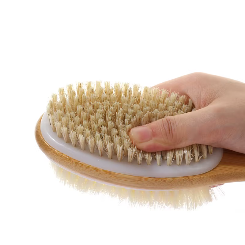 Brosse de douche à poils doux et durs