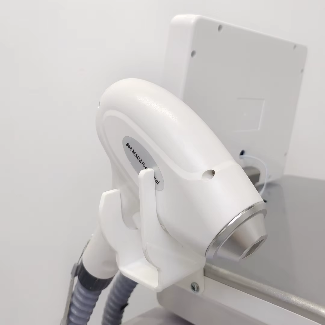 Mini appareil d'épilation au laser à diode professionnel 810 nm