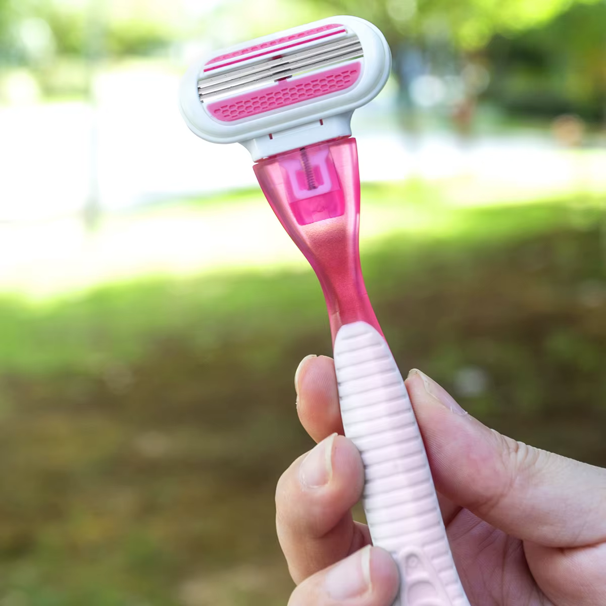 Lame de rasoir de sécurité pour femme