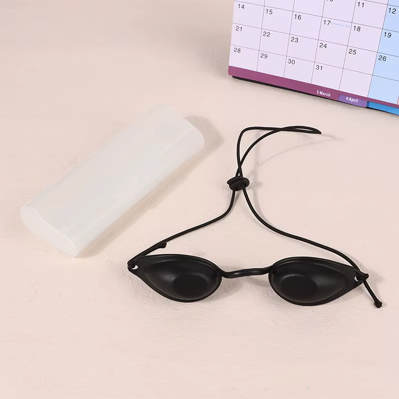 Lunettes de protection flexibles pour les yeux