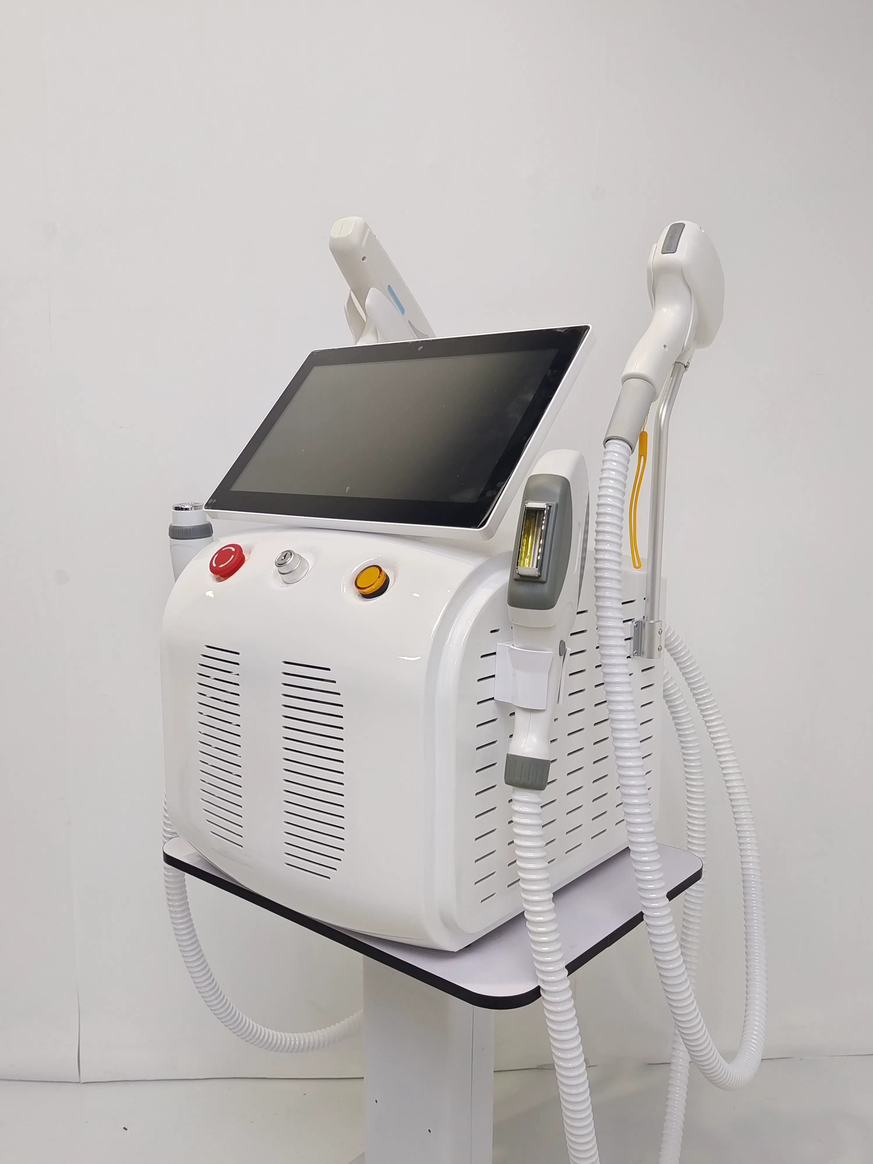 Meilleure vente 4 en 1 Diode Laser Pico 808 carbone Peel RF IPL picoseconde