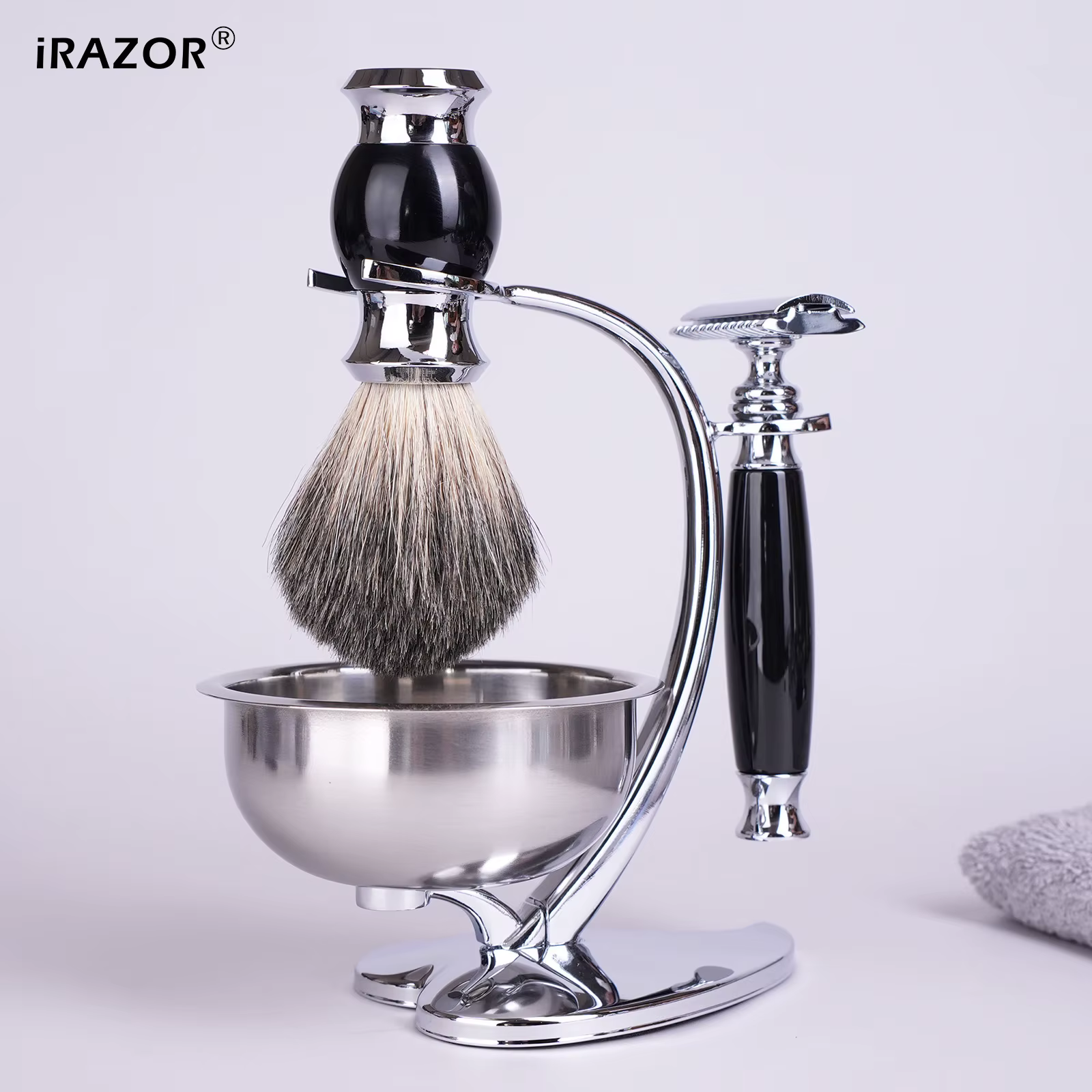 IRAZOR Kit de rasage humide pour homme avec rasoir manuel Brosse à cheveux de blaireau Bol à savon et support - Cadeau
