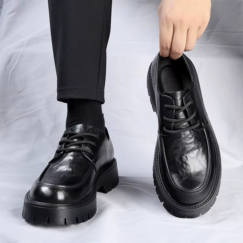 Chaussures de travail en cuir véritable pour hommes, chaussures de travail à fond épais, classiques à lacets, confortables, antidérapantes, à grande tête, Style britannique