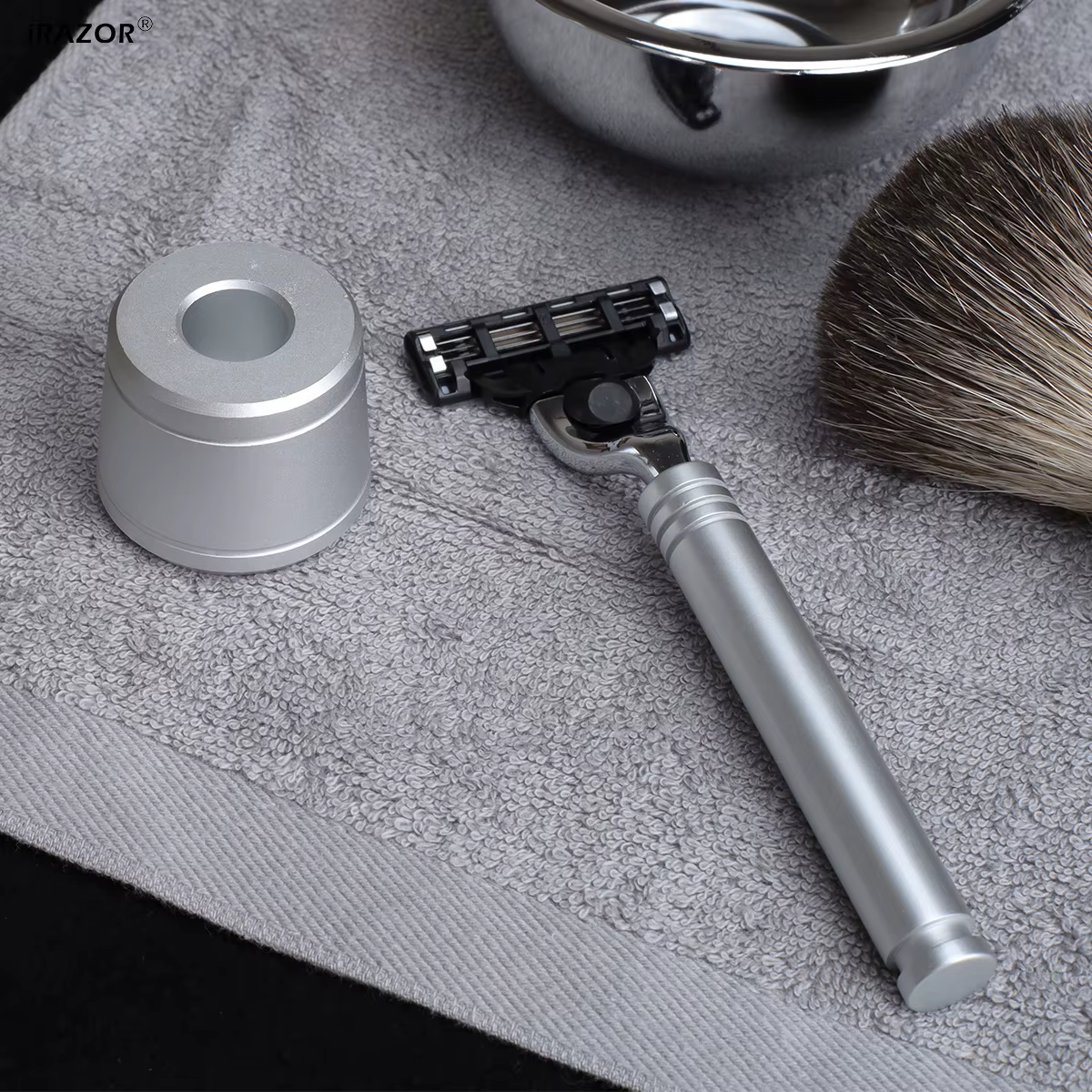 IRAZOR Classic Mach 3 Kit de rasoir 3 couches avec support-barbier