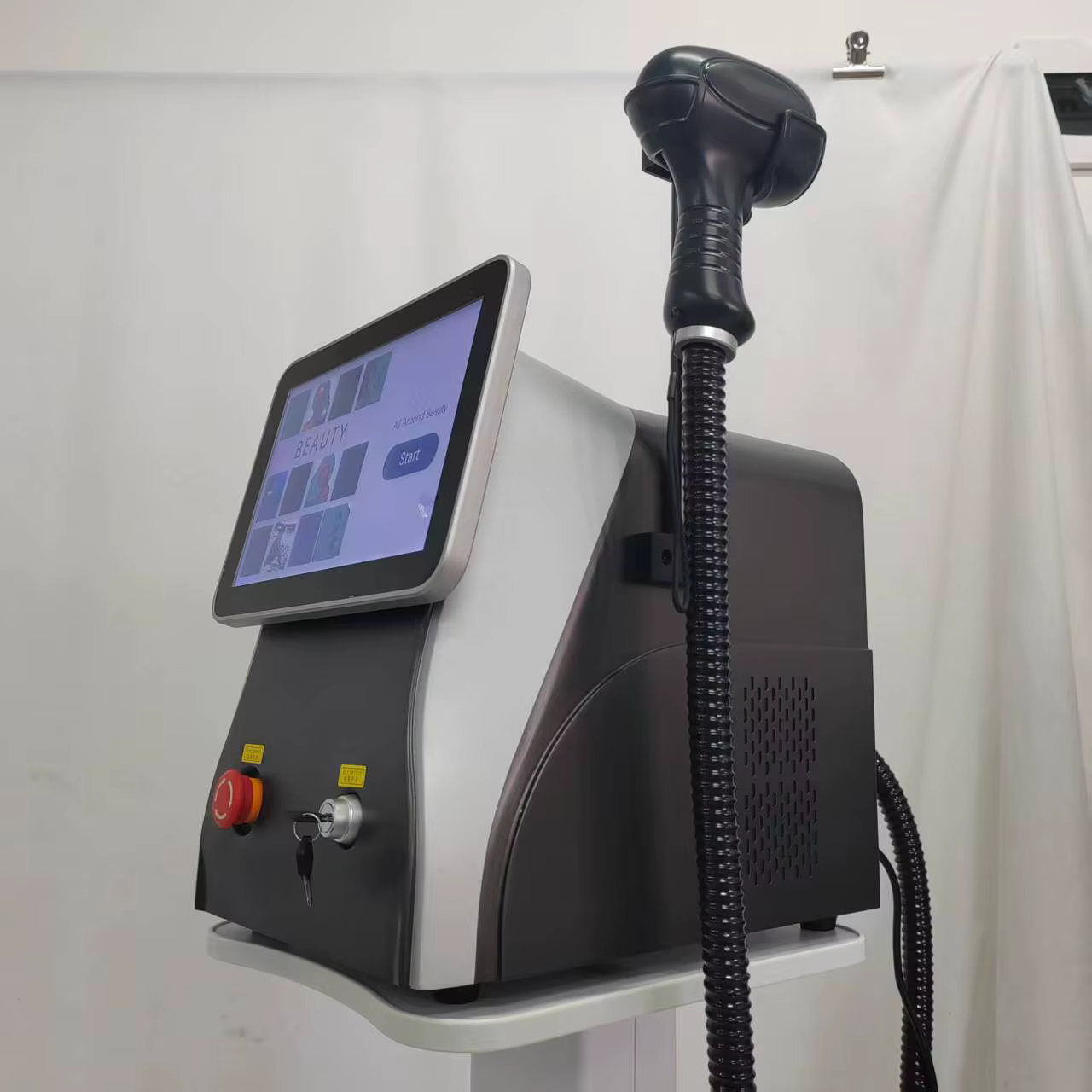 Machine d'épilation au laser à diode 5000W