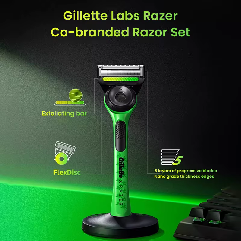 Ensemble de rasoirs Gillette Labs en collaboration avec Co-branded : 1 manche + 2 recharges de lames + support