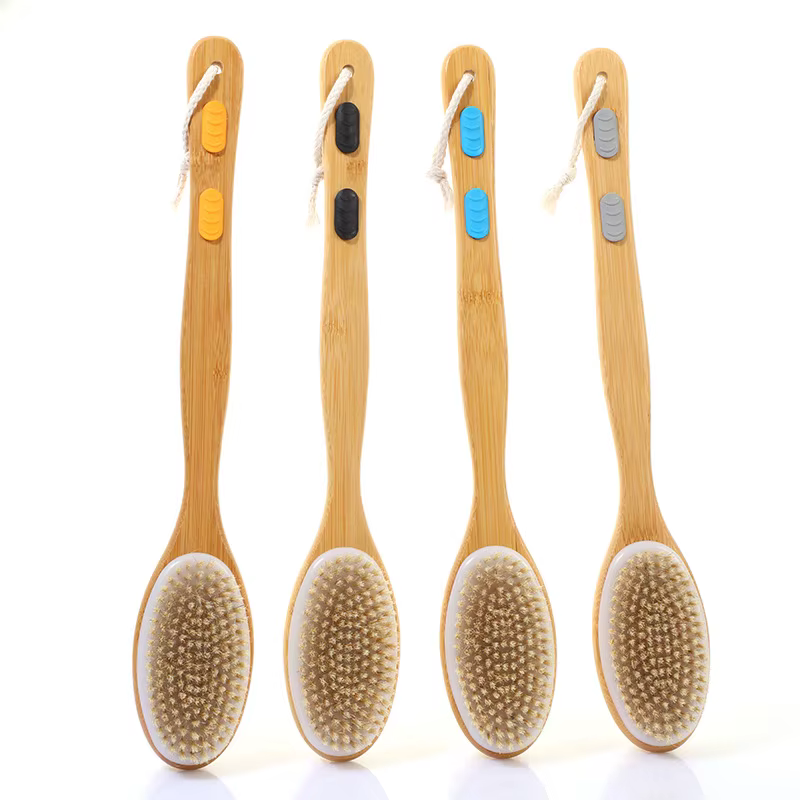 Brosse de douche à poils doux et durs