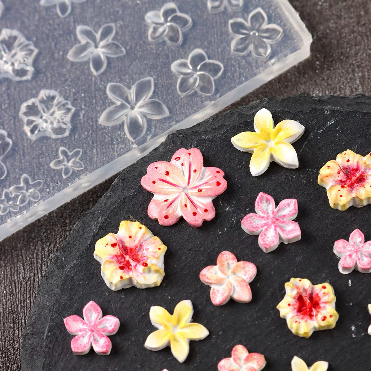 Moule en silicone pour nail art motif fleur d'hibiscus