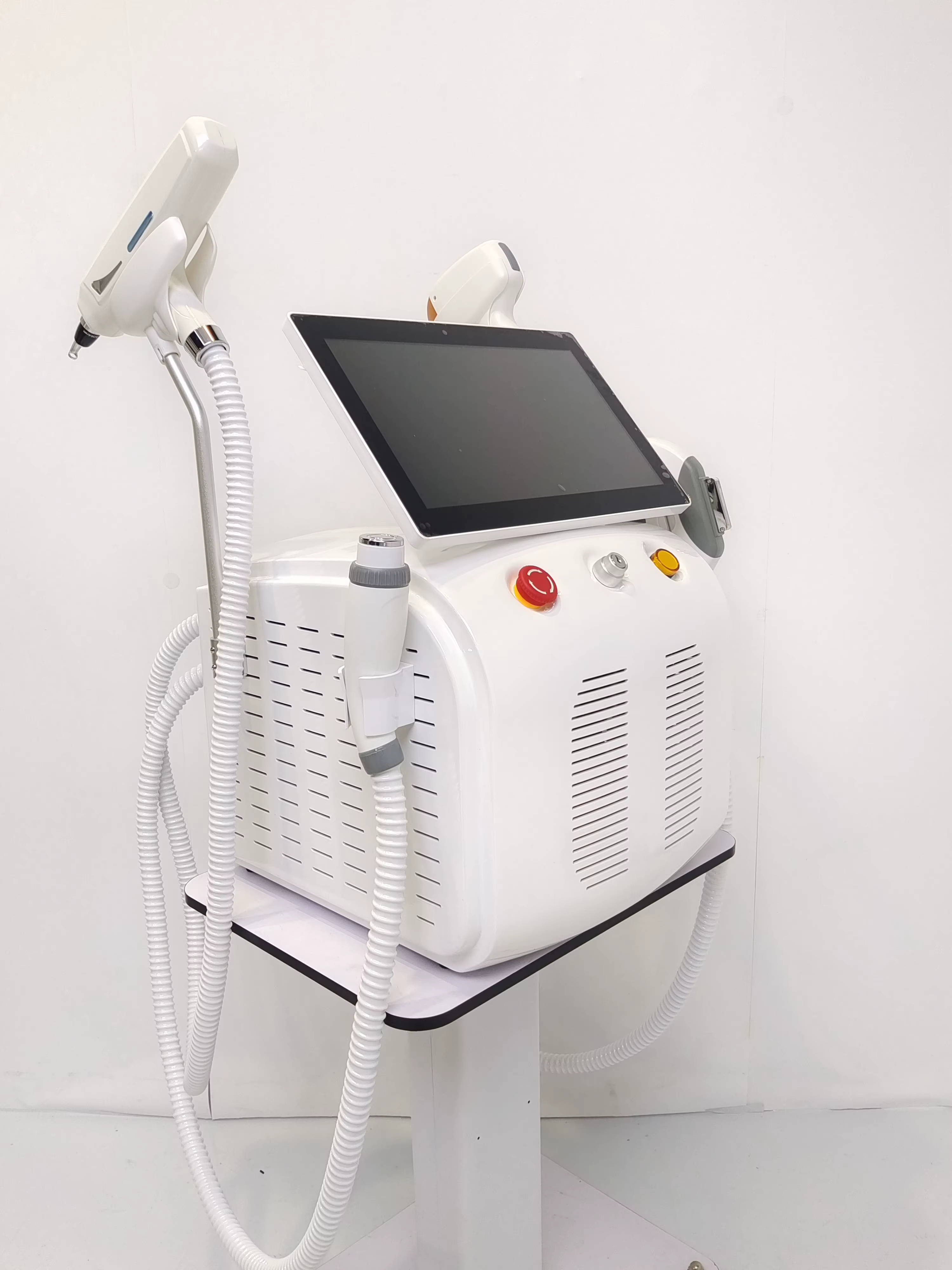 Meilleure vente 4 en 1 Diode Laser Pico 808 carbone Peel RF IPL picoseconde